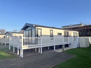 Front- click for photo gallery